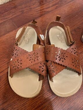 Oshkosh Girls' Brown Laser-Cut Cross Strap Sandals